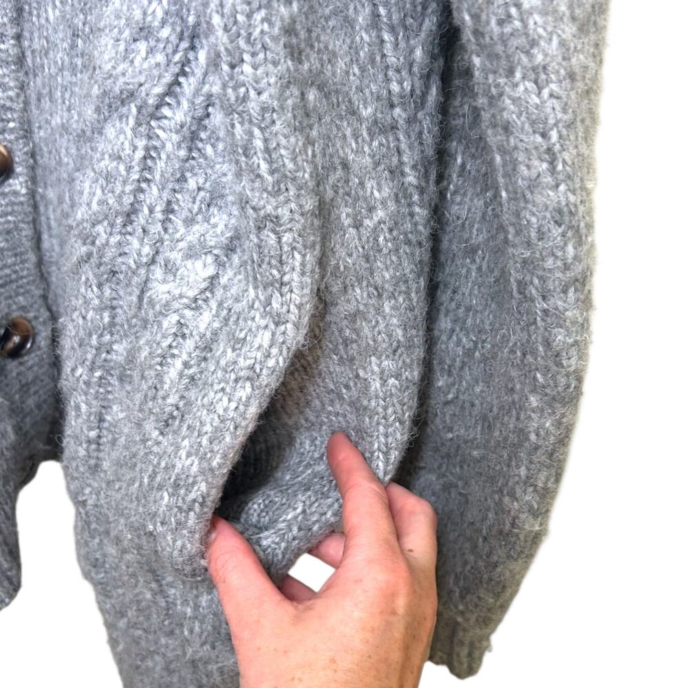 Helsa, Women's 'Serena' Cable Knit Cardigan, Oversized, Heather Gray, Medium - Picture 10 of 12